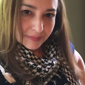 Meet your Posher, Hala